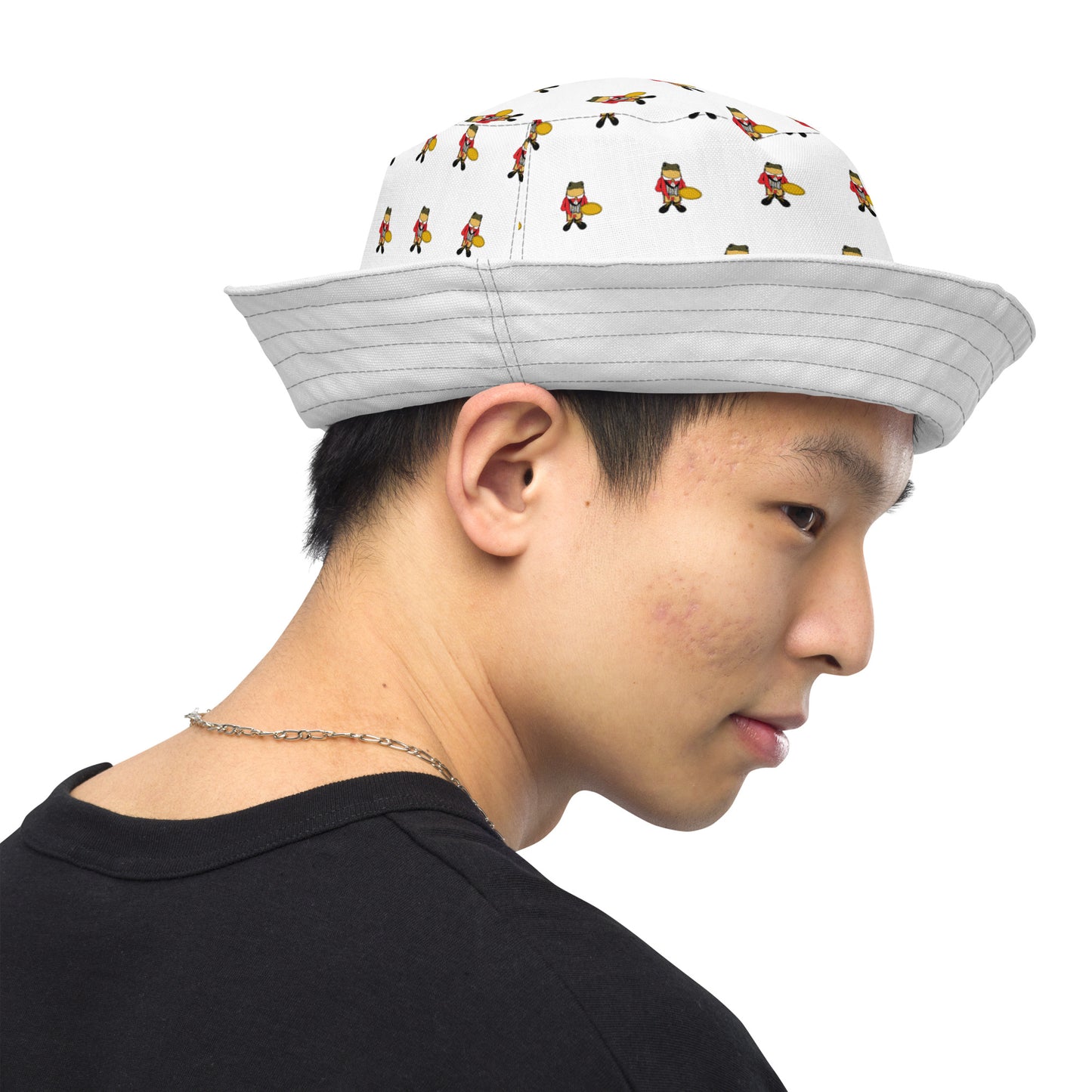 Reversible bucket hat